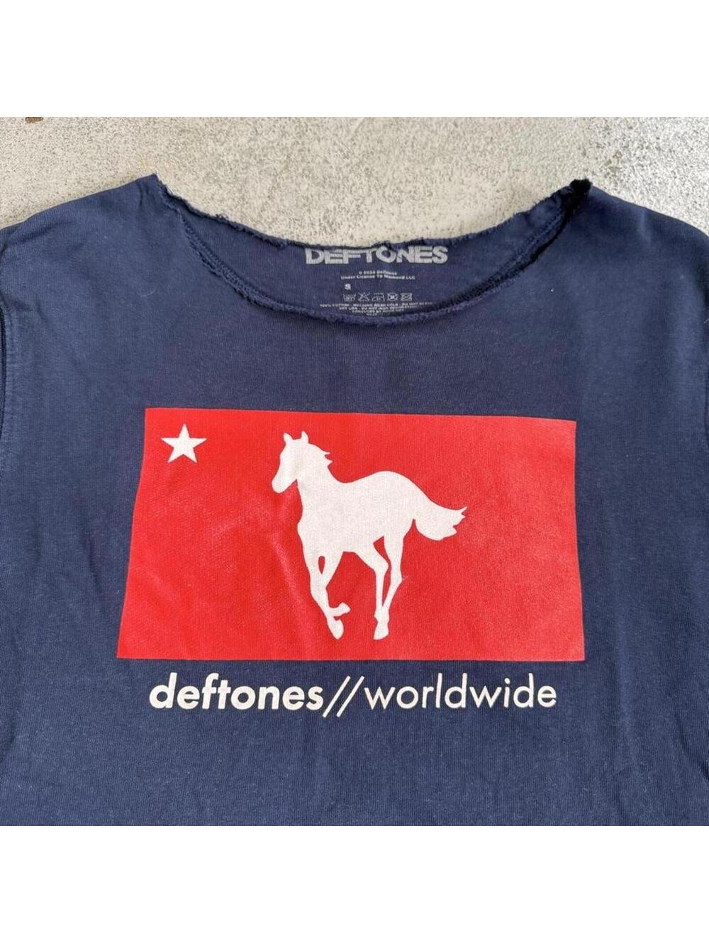 Deftones White Pony Worldwide Tour Rock Band Punk Crewneck Sweatshirt - Picture 3 of 6